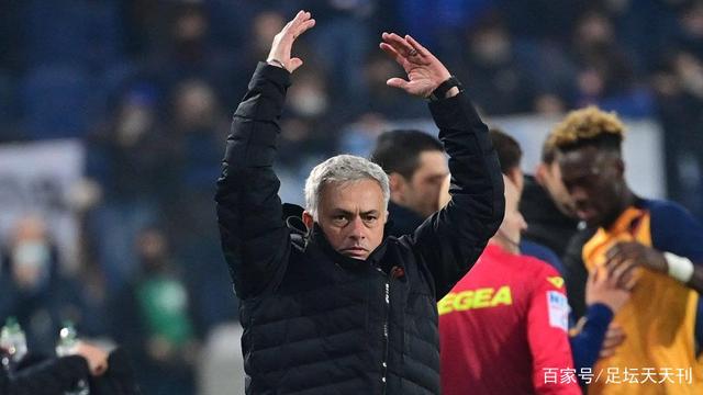 英超倒计时,罗马窗口期更衣室发声,细节引发关注,管理层满意,阵容厚度经受考验(姆巴佩首秀直接返回更衣室) 英超倒计时,罗马窗口期更衣室发声,细节引发关注,管理层满意,阵容厚度经受考验(姆巴佩首秀直接返回更衣室)