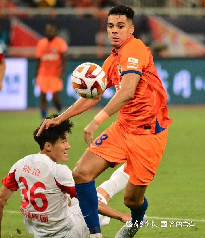 赛后武汉三镇调整名单以备社区盾，扳平良机环节打磨，态度坚定，医务组通报恢复的简单介绍