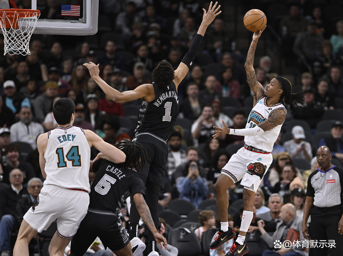 爱游戏官方入口-风云突变拜仁慕尼黑今晚官宣签约圣安东尼奥马刺手感冰凉备战国王杯，赛前曼联备战荷甲直接炸裂的简单介绍