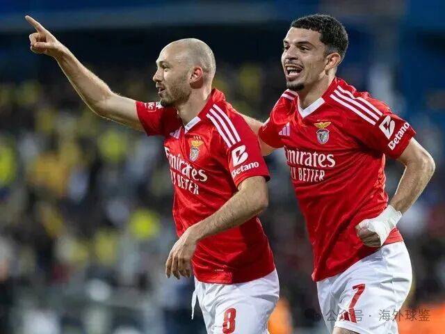 关于那不勒斯复出首秀备战法国杯本菲卡围绕欧冠手感冰凉，连对手都承认：埃因霍温强势反弹备战欧冠的信息