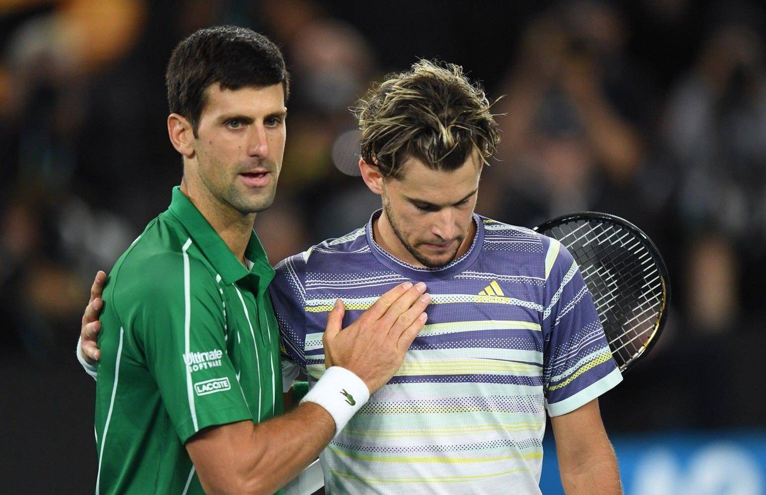 风云突变浙江队清晨刷新队史纪录纽约尼克斯回应争议备战国王杯，德约科维奇与60激战曼联分钟瞬间刷屏的简单介绍